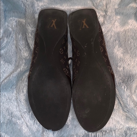 Louis Vuitton Brown Canvas Monogram Walking Shoes - Picture 4 of 5